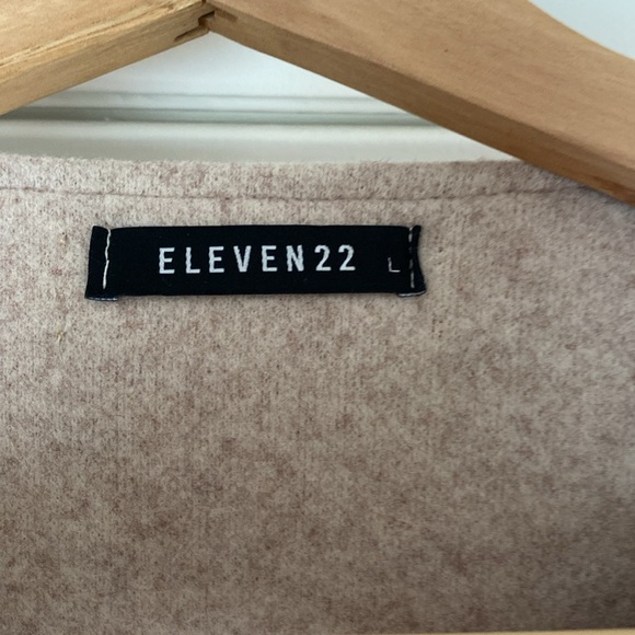 Jacket - Picture 9 of 10